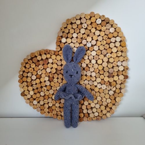 Rammelkonijn met rok